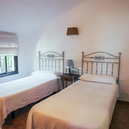 Araucaria By Fontanilla Del Mar Holidays كاديز