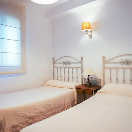 Araucaria By Fontanilla Del Mar Holidays * カディス